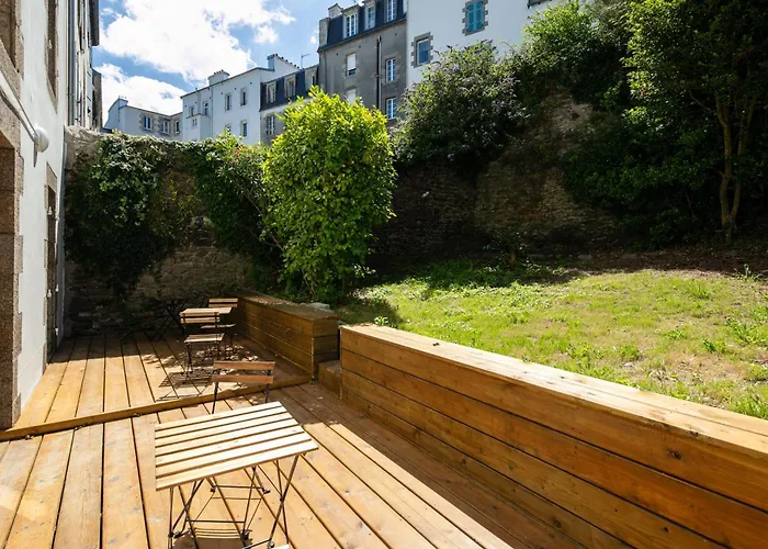 Independante Sterne アパート